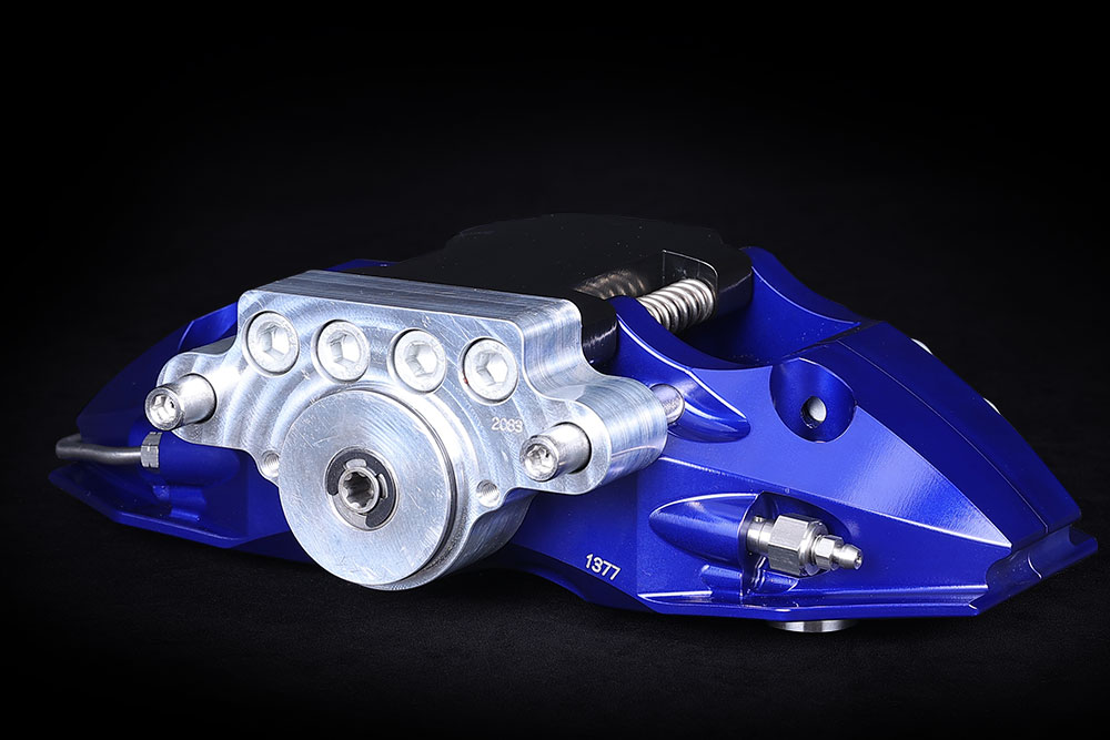 Extreme Krypton 007 2025, rear wheel integrated electronic handbrake kit
